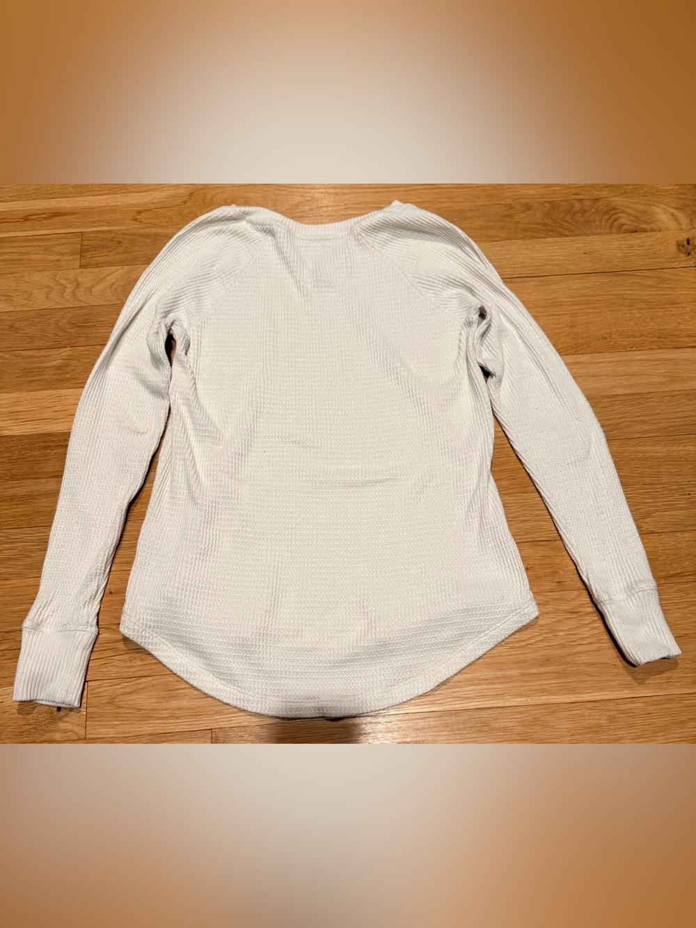 AE Women’s Split Neck Long Sleeve Waffle Shirt - Picture 2 of 3
